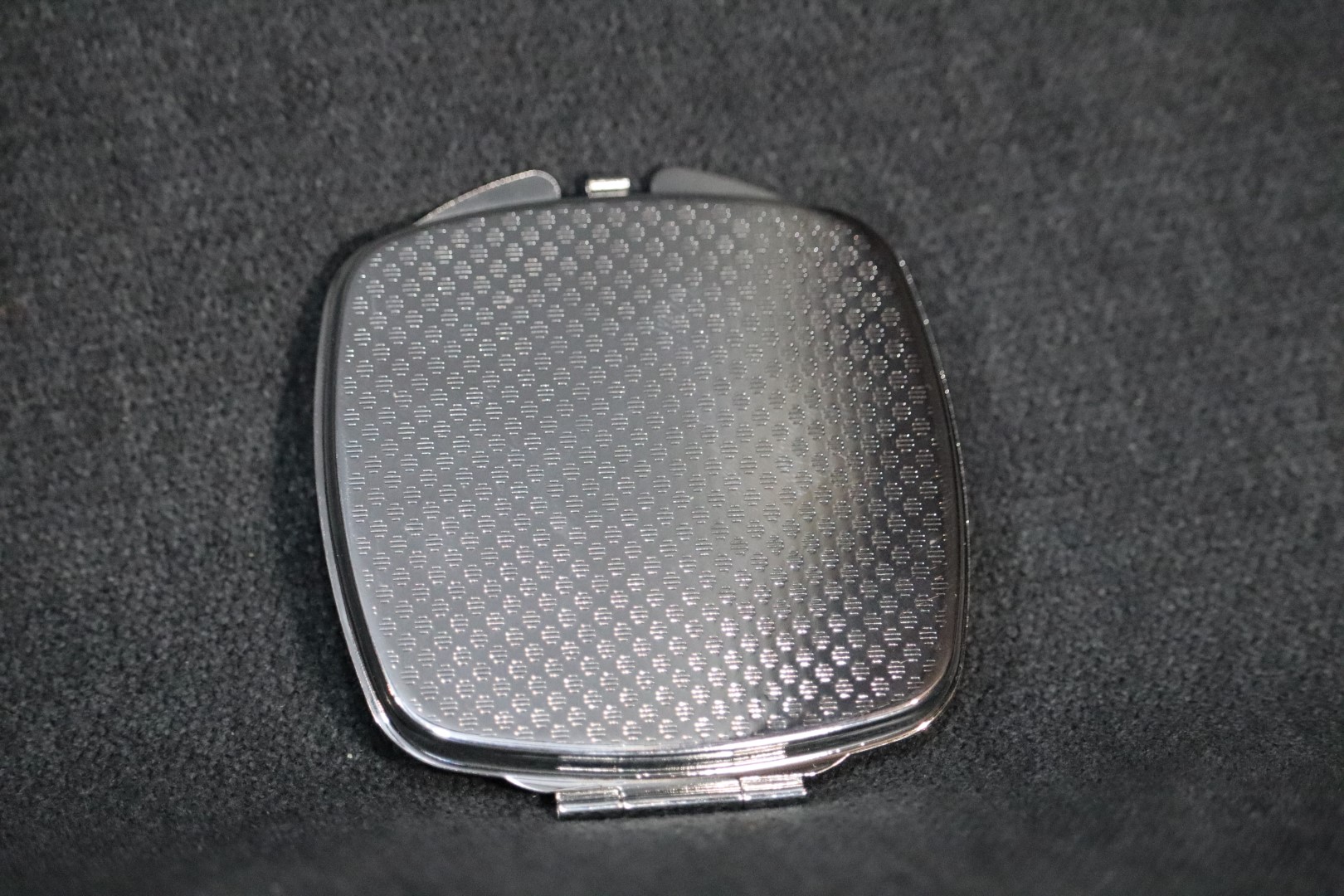 Compact - Image 2